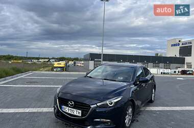 Седан Mazda 3 2016 в Львові