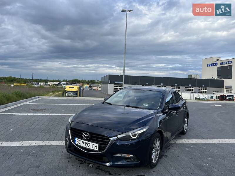 Седан Mazda 3 2016 в 
