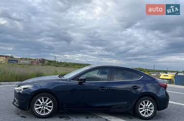 Седан Mazda 3 2016 в 