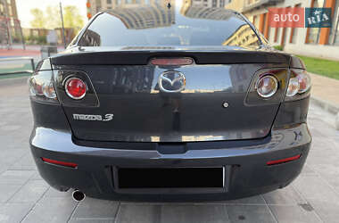 Седан Mazda 3 2006 в 