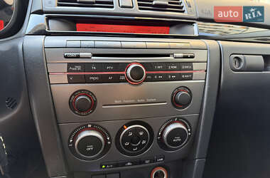 Седан Mazda 3 2006 в 