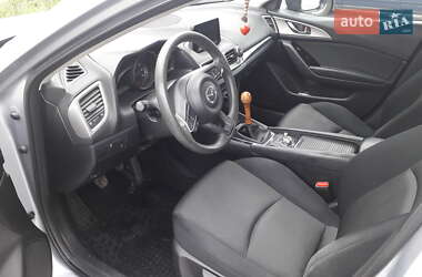 Седан Mazda 3 2016 в 