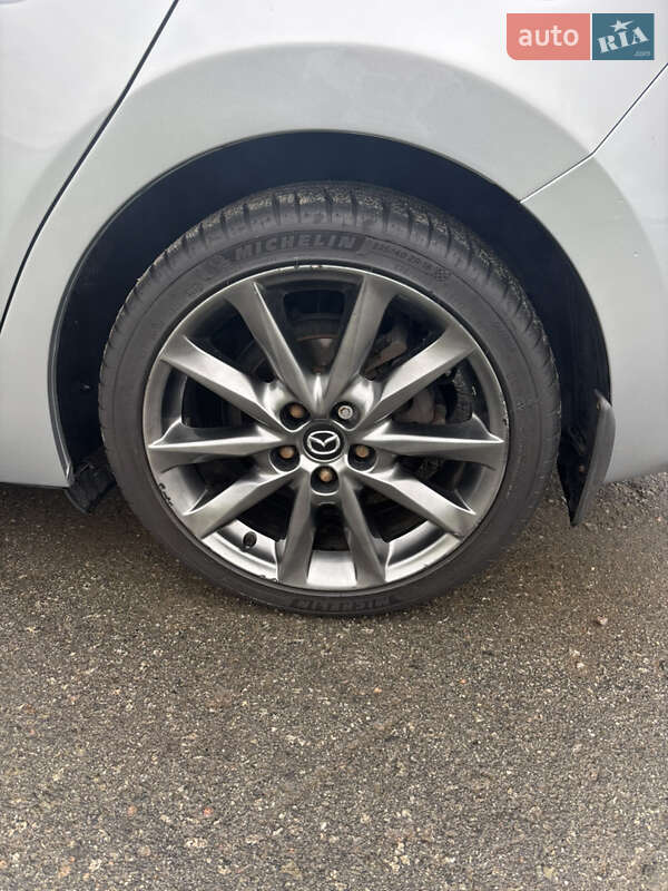 Седан Mazda 3 2018 в Києві