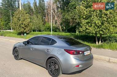 Седан Mazda 3 2016 в 