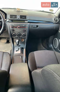 Хетчбек Mazda 3 2006 в 