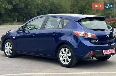 Хэтчбек Mazda 3 2010 в 