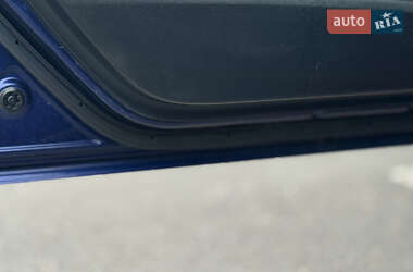 Хэтчбек Mazda 3 2010 в 