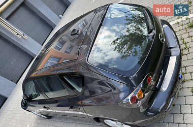 Хэтчбек Mazda 3 2005 в 