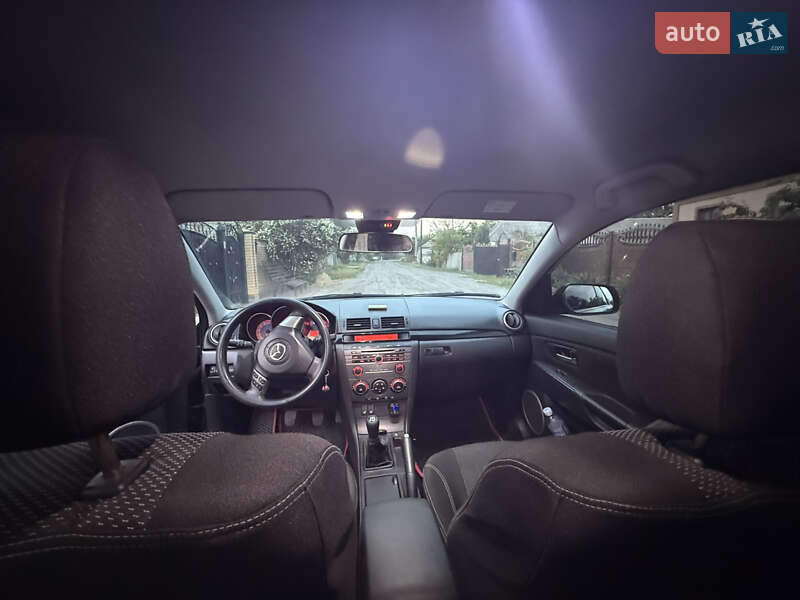 Седан Mazda 3 2006 в Лимані