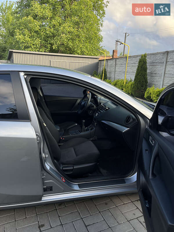 Хетчбек Mazda 3 2010 в Козятині
