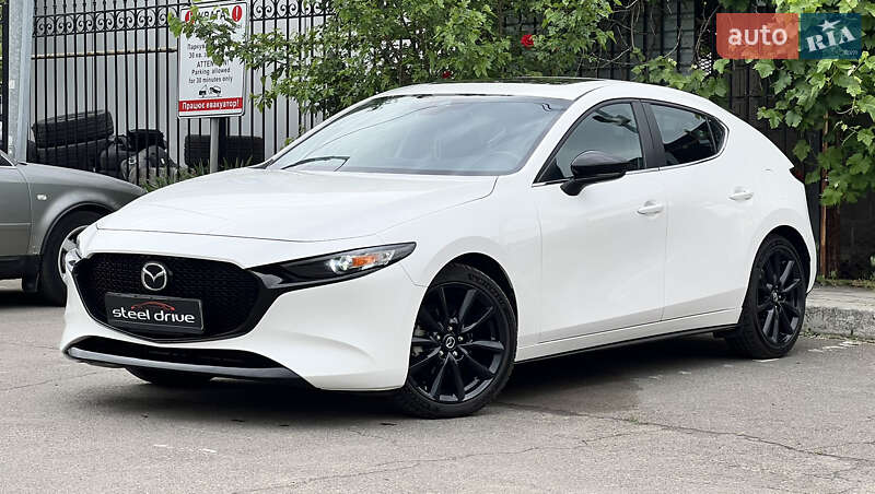 Хетчбек Mazda 3 2022 в 