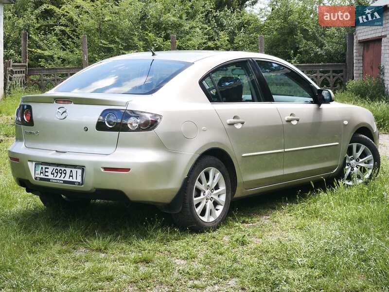 Седан Mazda 3 2007 в Кривому Розі