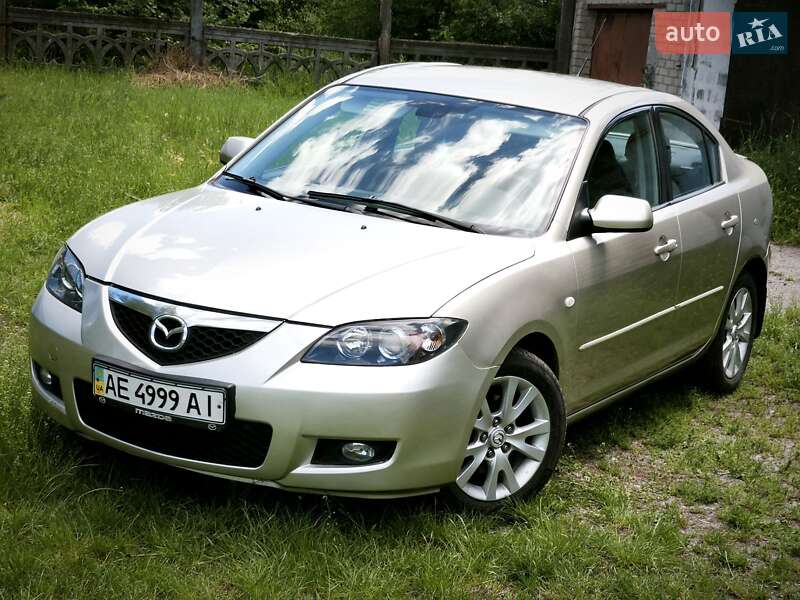 Седан Mazda 3 2007 в Кривому Розі