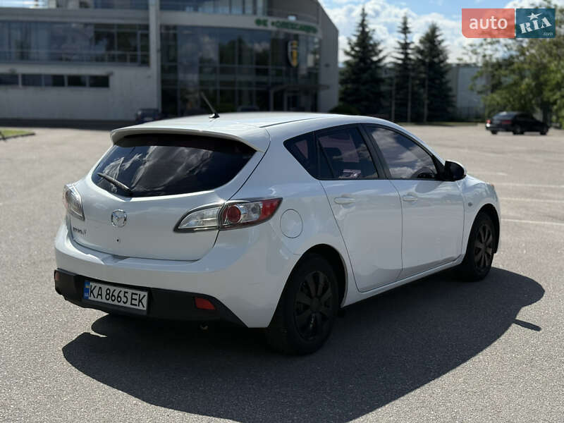 Хетчбек Mazda 3 2010 в Олександрії фото 4 Хетчбек Mazda 3 2010 в Олександрії