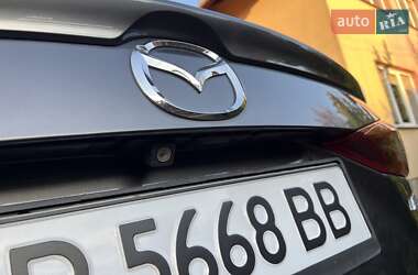 Седан Mazda 3 2018 в 