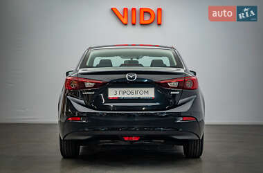 Седан Mazda 3 2017 в 