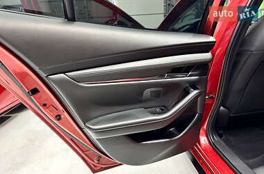 Седан Mazda 3 2019 в Киеве