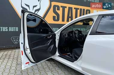Седан Mazda 3 2014 в 