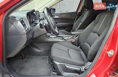Седан Mazda 3 2017 в 