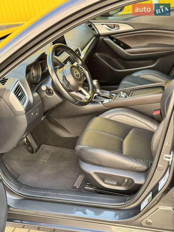 Хетчбек Mazda 3 2018 в Києві