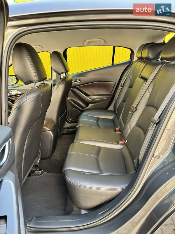 Хетчбек Mazda 3 2018 в Києві