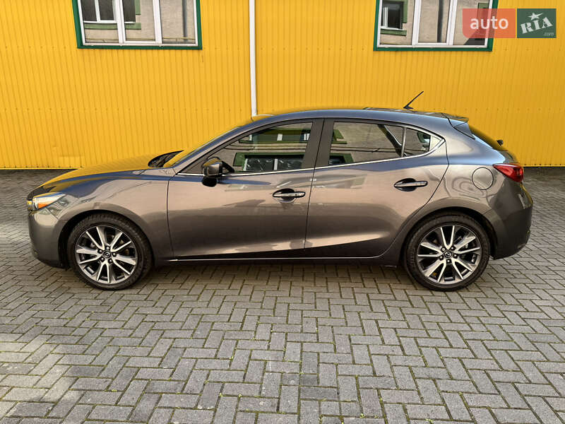 Хетчбек Mazda 3 2018 в Києві