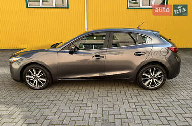 Хэтчбек Mazda 3 2018 в 