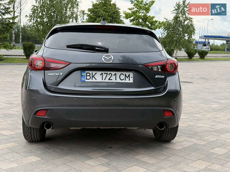 Хэтчбек Mazda 3 2014 в Ивано-Франковске