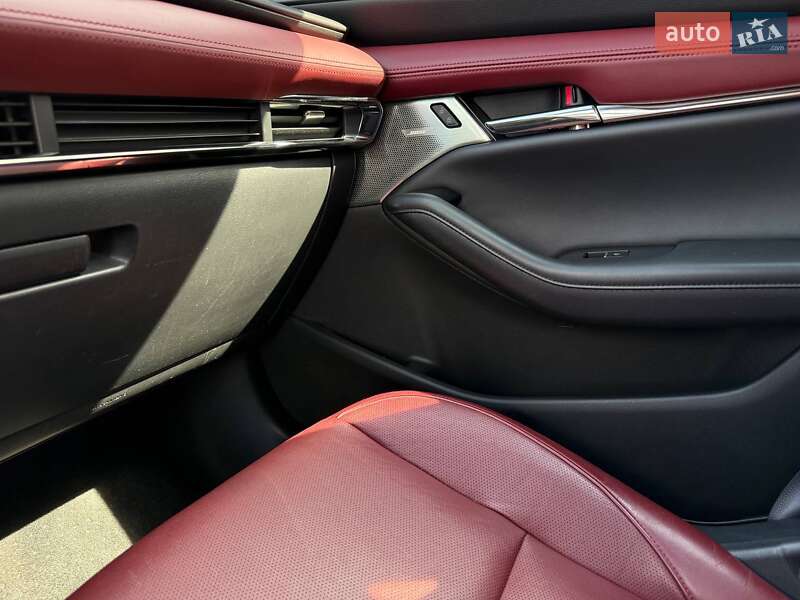 Хетчбек Mazda 3 2020 в Рівному