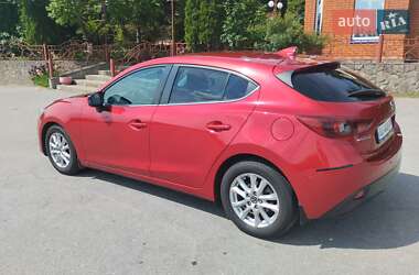 Хэтчбек Mazda 3 2016 в 