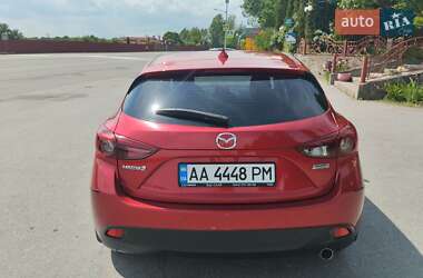 Хэтчбек Mazda 3 2016 в 