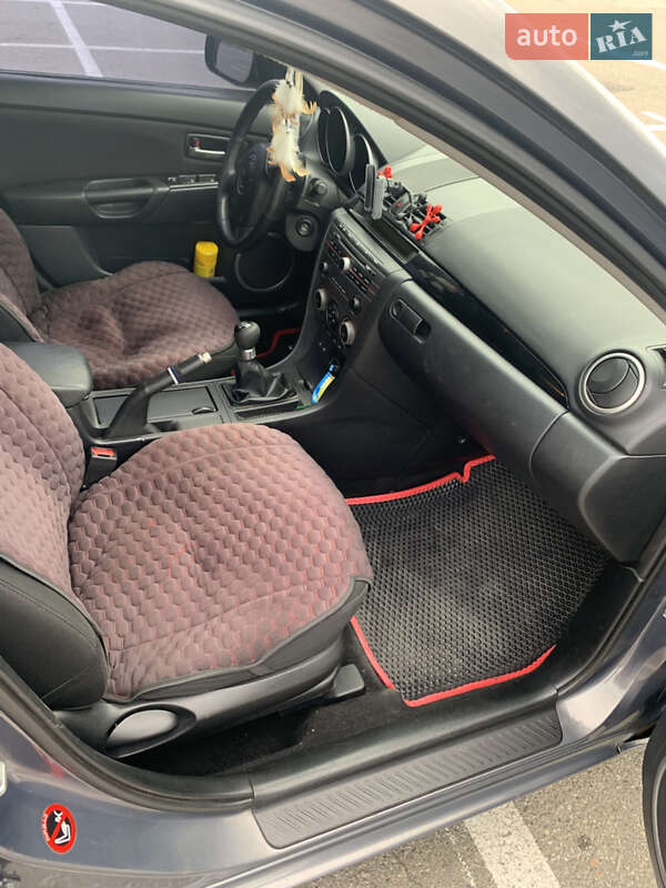 Хэтчбек Mazda 3 2007 в Киеве