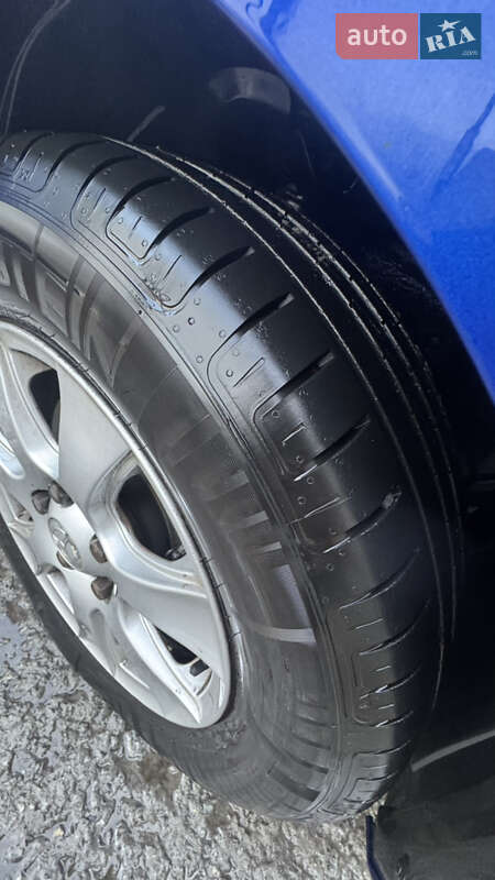 Хетчбек Mazda 3 2006 в Дніпрі