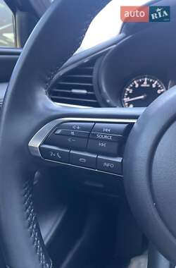 Седан Mazda 3 2023 в 