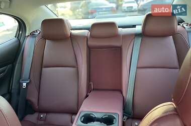 Седан Mazda 3 2023 в 