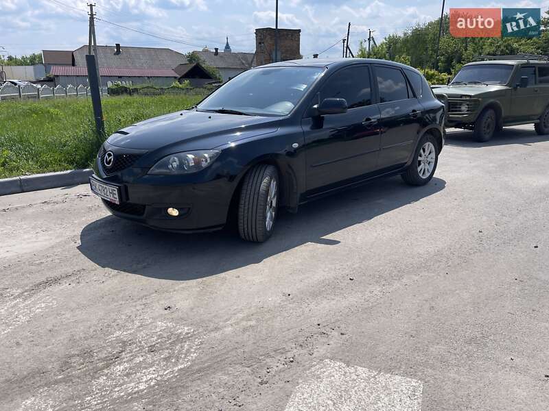 Хэтчбек Mazda 3 2007 в Остроге