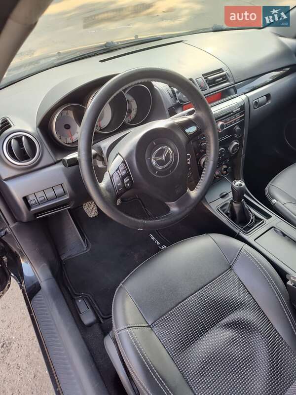 Хэтчбек Mazda 3 2008 в Львове