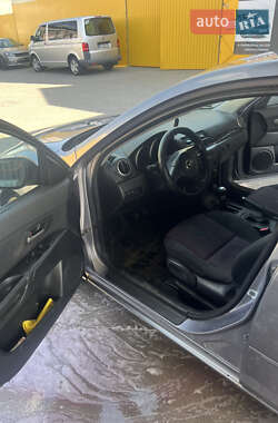 Хэтчбек Mazda 3 2004 в 