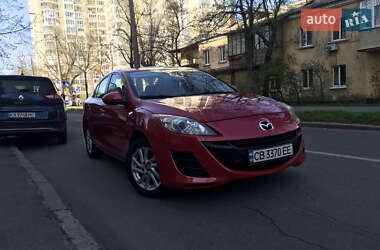 Седан Mazda 3 2013 в 