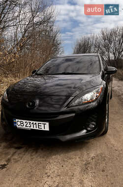Седан Mazda 3 2011 в Прилуках