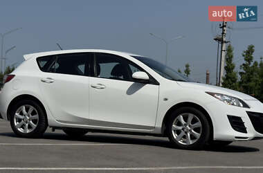 Хэтчбек Mazda 3 2010 в 