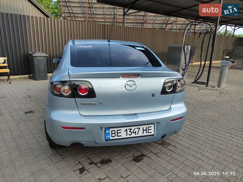 Седан Mazda 3 2007 в Первомайске