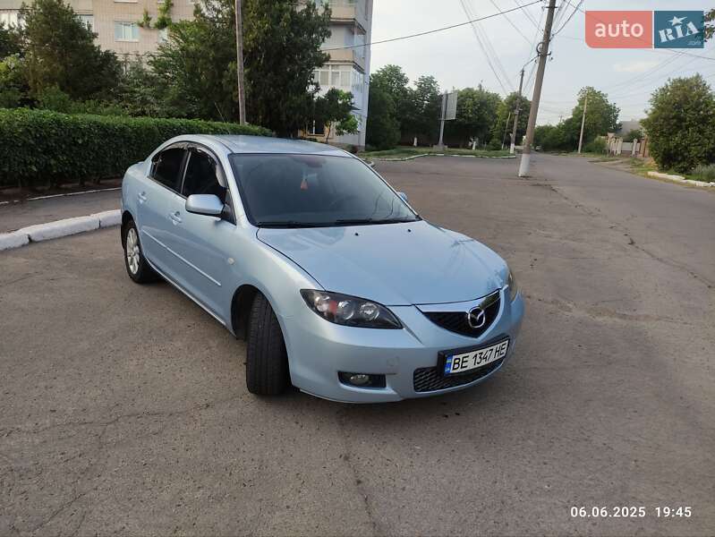 Седан Mazda 3 2007 в Первомайске