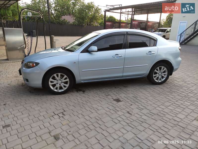 Седан Mazda 3 2007 в Первомайске