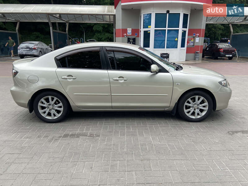 Седан Mazda 3 2007 в Києві
