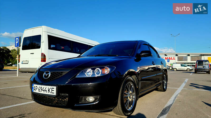Седан Mazda 3 2005 в Запорожье