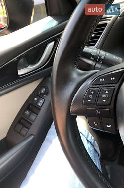 Седан Mazda 3 2014 в Днепре