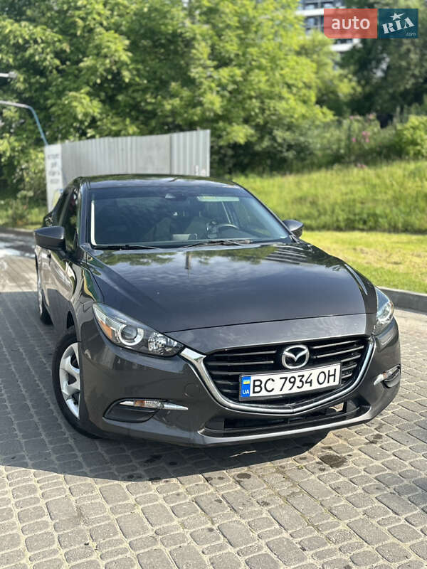 Седан Mazda 3 2017 в Львове