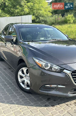 Седан Mazda 3 2017 в 
