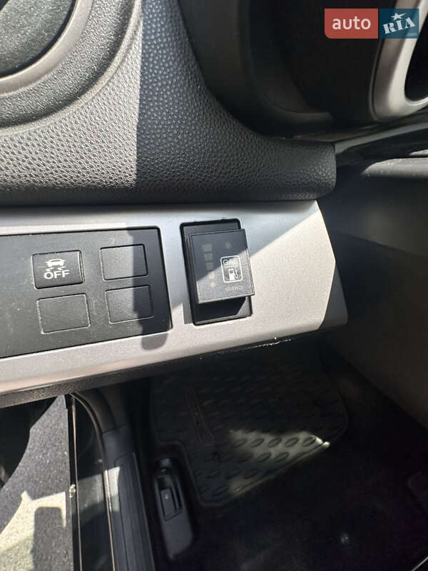 Седан Mazda 3 2013 в Днепре